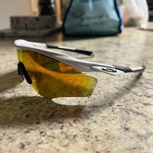 Oakley M2 XL White Frame/Fire Iridium Lense